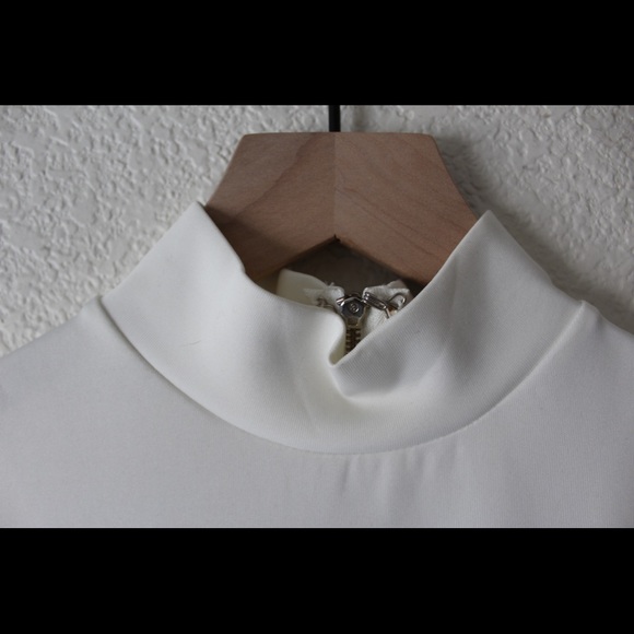 Sabo Skirt White Dress with cutout detailing - Picture 4 of 4